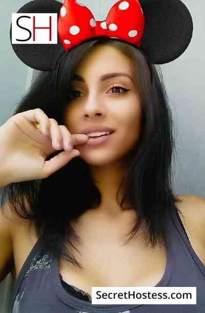 22 year old Ukrainian Escort in Paris Lena Amatour, Agency