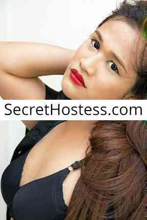 26 Year Old Asian Escort Makati Brunette Brown eyes - Image 3
