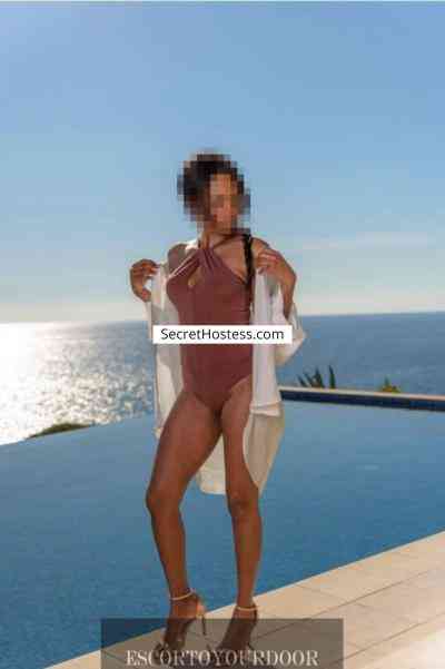 32 Year Old Latin Escort Mallorca Black Hair Black eyes - Image 4