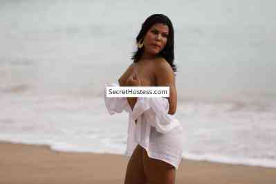 29 Year Old Latin Escort Lisbon Black Hair Brown eyes - Image 2