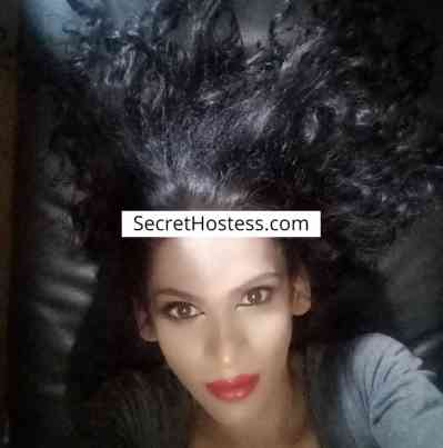 Lanka Ladyboy Escort 54KG Colombo Image - 1