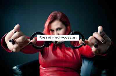 Caucasian Escort Cologne Redhead - Image 9