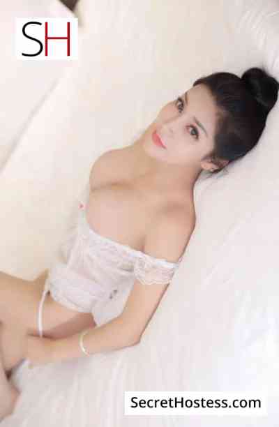 22 Year Old Japanese Escort Riyadh Black Hair Brown eyes - Image 2