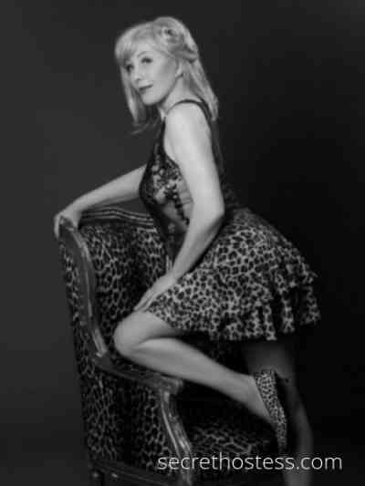Alena 62Yrs Old Escort 166CM Tall Berlin Image - 0
