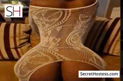 21 Year Old Beninese Escort Casablanca Black Hair Hazel eyes - Image 3