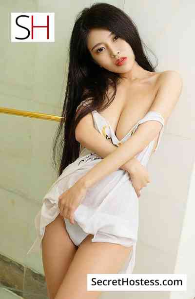 21 Year Old South Korean Escort Riyadh Black Hair - Image 3