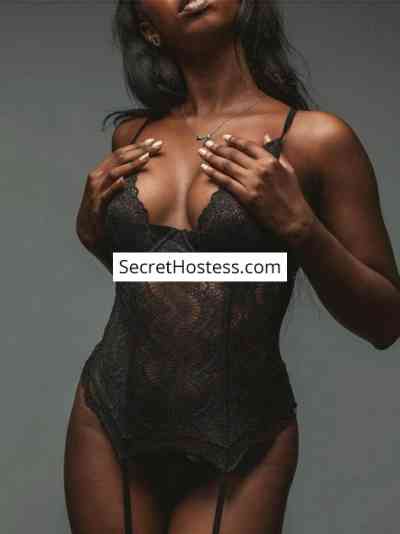 26 Year Old Ebony Escort Abidjan Black Hair - Image 1