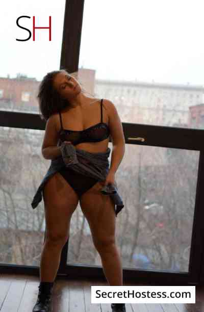 24 year old American Escort in Riyadh Xxx_NINA, Agency