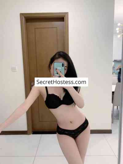 27 Year Old Asian Escort Salmiya Brown Hair Black eyes - Image 1