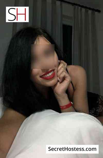 25 Year Old Italian Escort Milano Black Hair Green eyes - Image 6