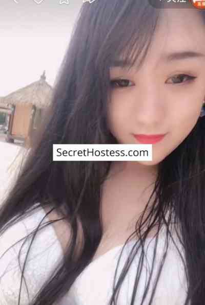 25 Year Old Asian Escort Accra Brown Hair Black eyes - Image 1