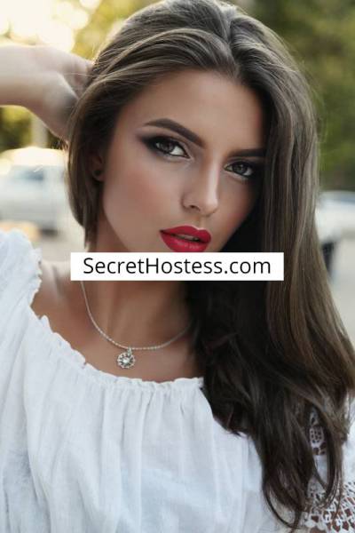 Escort Moscow Brown Hair Gray eyes - Image 3