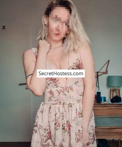 26 Year Old European Escort Dublin Blonde Green eyes - Image 3