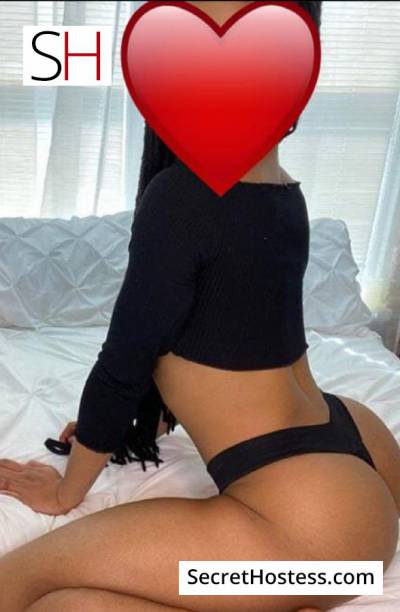 22 Year Old Angolan Escort Mohammedia Black Hair Hazel eyes - Image 1