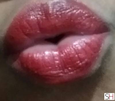 37 year old Black Escort in Mangaratiba Rio de Janeiro Negra boquinha de veludo