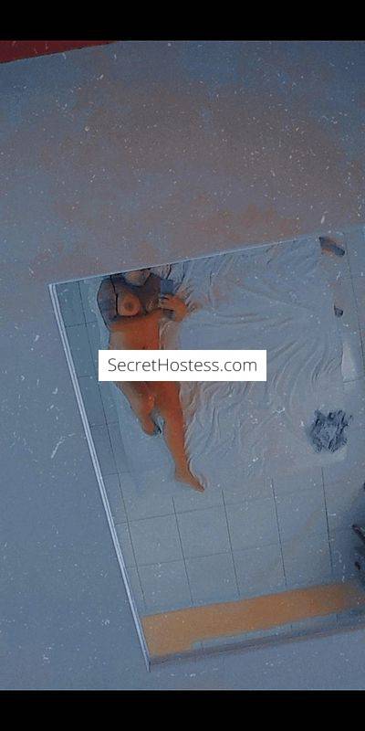 20 year old Escort in Recife Pernambuco Nifenta novata no ramo e louca pra fuder gostoso