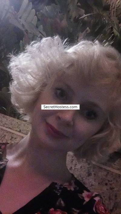 37 Year Old Caucasian Escort Manama Blonde Green eyes - Image 2