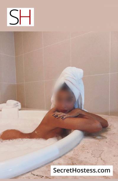 28 Year Old French Escort Monaco Black Hair Hazel eyes - Image 5