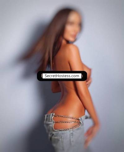 28 Year Old Caucasian Escort Zürich Brunette Blue eyes - Image 3