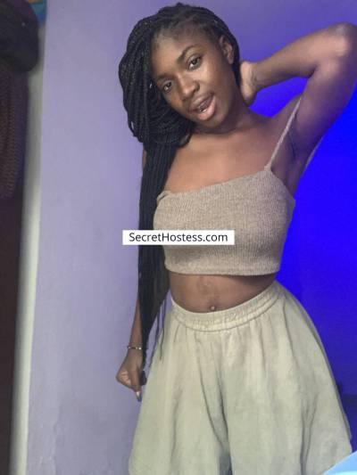 22 year old Black Escort in Paris Nicole, Independent Escort