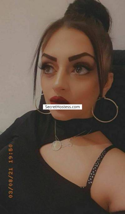 23 Year Old Caucasian Escort Vienna Brunette Brown eyes - Image 8