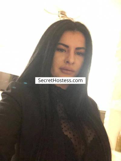 22 Year Old Caucasian Escort Treviso Black Hair Brown eyes - Image 3