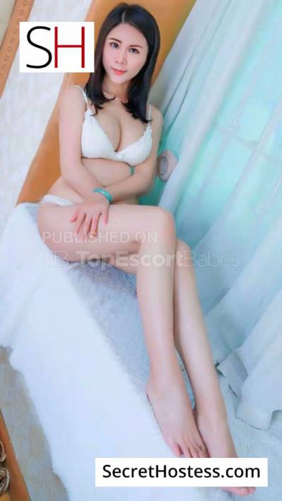 22 Year Old South Korean Escort Kuwait City Black Hair - Image 5