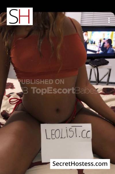 23 Year Old Central African Escort Montreal - Image 4