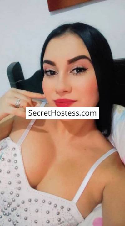 24 Year Old Latin Escort Muscat Black Hair Black eyes - Image 2