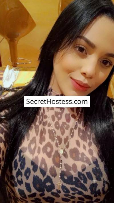 24 Year Old Latin Escort Manama Black Hair Brown eyes - Image 1