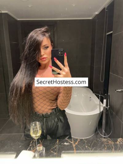 21 Year Old European Escort Sofia Brown Hair - Image 4