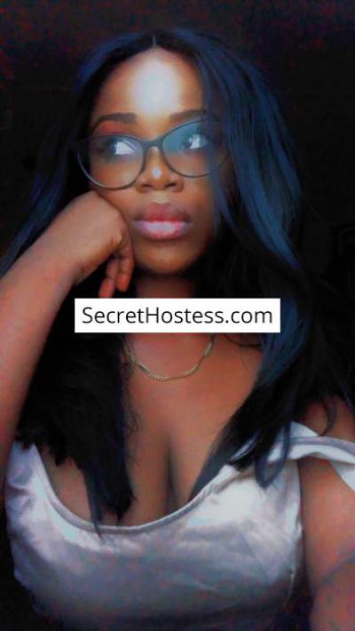 26 Year Old Ebony Escort Accra Black Hair - Image 1