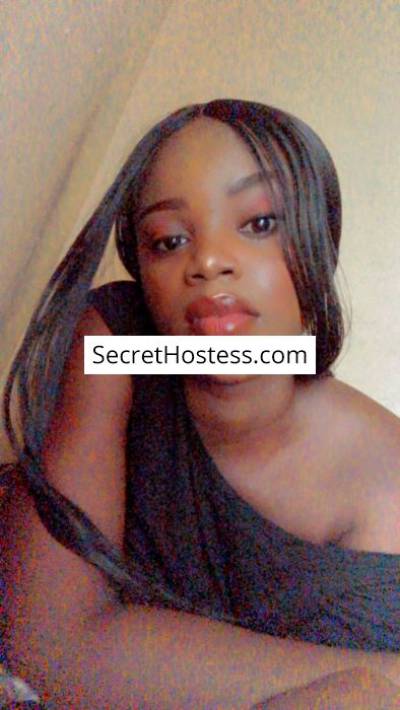 26 Year Old Ebony Escort Accra Black Hair - Image 2