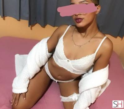 19 Year Old Mixed Escort Sao Jose - Image 5