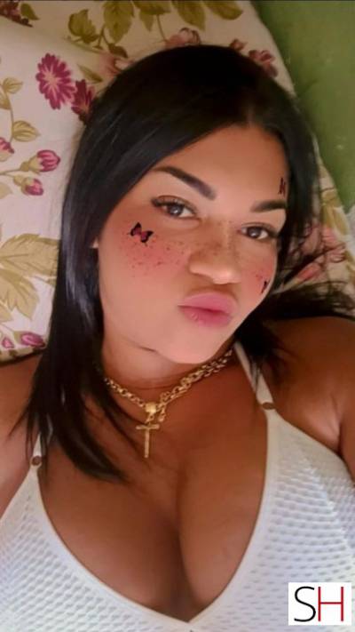 Mirela morena 18 anos local discreto madureira R$100 1h 24h in Rio de Janeiro