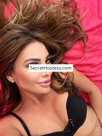 27 Year Old European Escort Monaco City Brown Hair Green eyes - Image 5