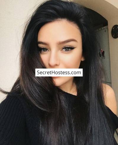 22 Year Old Latin Escort Manama Black Hair Black eyes - Image 1