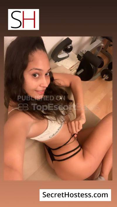 25 Year Old Brazilian Escort Zürich Brown eyes - Image 3