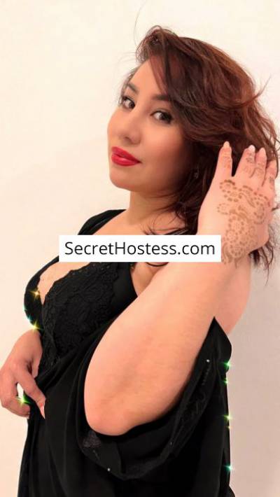 28 Year Old Mixed Escort Muscat Redhead - Image 2