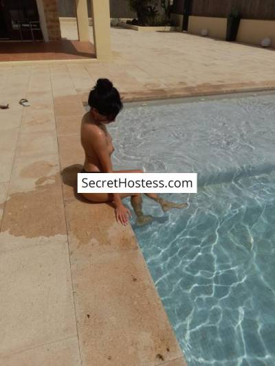 25 Year Old European Escort Ibiza Black Hair Green eyes - Image 6