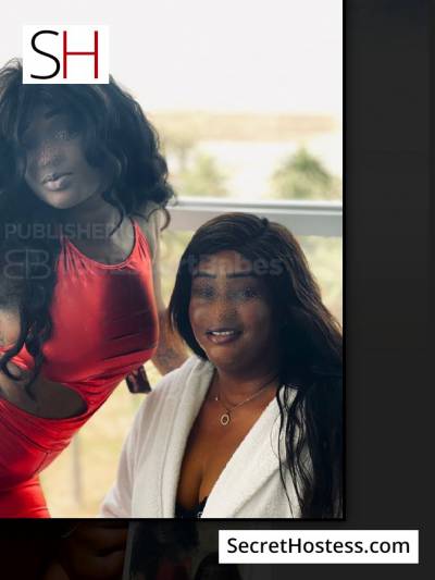 28 Year Old Ivorian Escort Casablanca Black Hair Brown eyes - Image 3