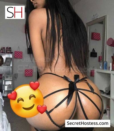 25 Year Old Congolese Escort Marrakesh Black Hair Hazel eyes - Image 3