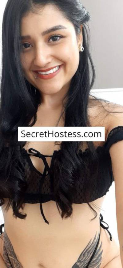 23 Year Old Latin Escort Aruba Black Hair Black eyes - Image 4