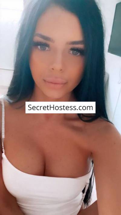 22 Year Old European Escort Milan Black Hair Green eyes - Image 8