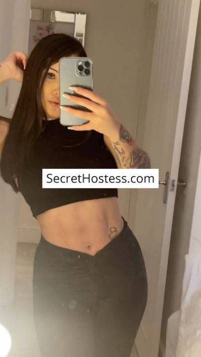 24 Year Old Latin Escort Skopje Brown Hair Blue eyes - Image 9