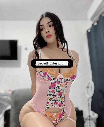 22 Year Old Caucasian Escort Muscat Black Hair Blue eyes - Image 3