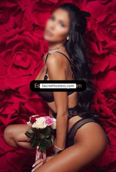 25 Year Old Mixed Escort Zürich Black Hair Brown eyes - Image 2