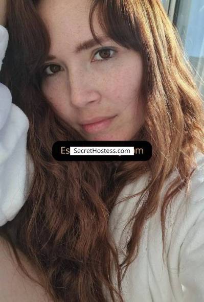 22 Year Old Latin Escort Albufeira Brunette Brown eyes - Image 2