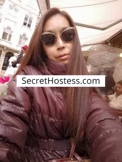 28 Year Old Asian Escort Bangkok Brown Hair Brown eyes - Image 1