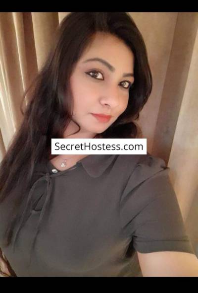 23 Year Old Asian Escort Doha Brown Hair Brown eyes - Image 3